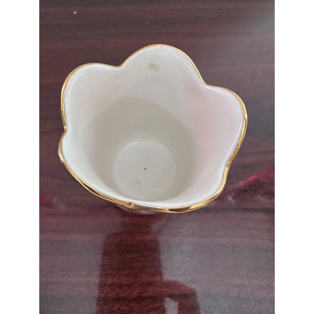 Goebel Smithsonian Collection Rose Porcelain Mini Vase Gold Trim with Box